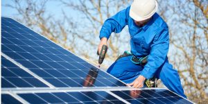 Installation Maintenance Panneaux Solaires Photovoltaïques à Longeaux